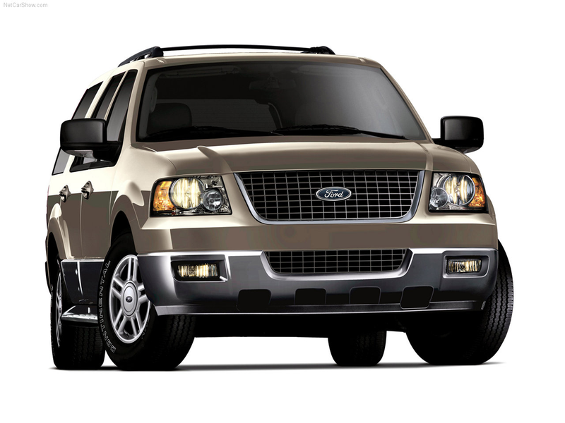 Illustration for article titled Let's talk about '00s bulgy circular fender flares